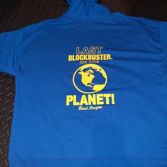 BLOCKBUSTER VIDEO HOODIE - Picture 5 of 11